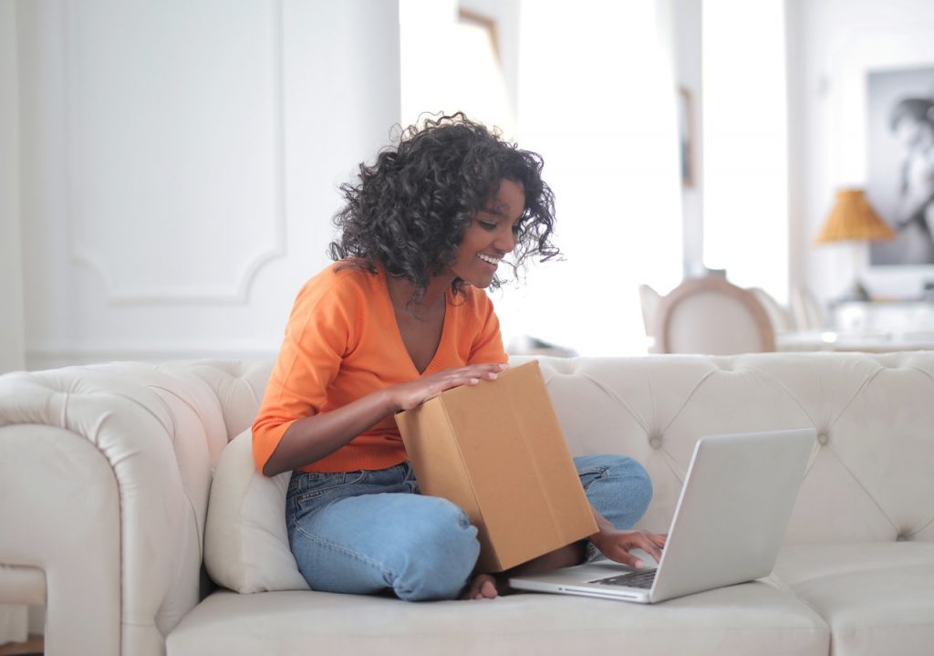 5 Benefits of Owning a Parcel Box Post-Lockdown