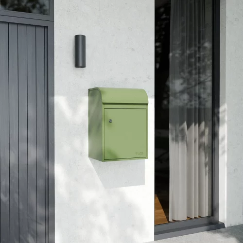 Fulham Medium Lifestyle Green Alt Environment View B